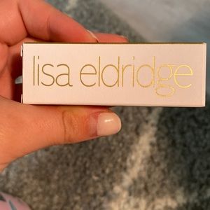 BRAND NEW LISA ELDRIDGE “RIBBON” LIP GLOSS